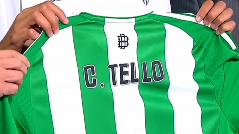El Betis presenta a Cristian Tello El Betis presenta a Cristian Tello