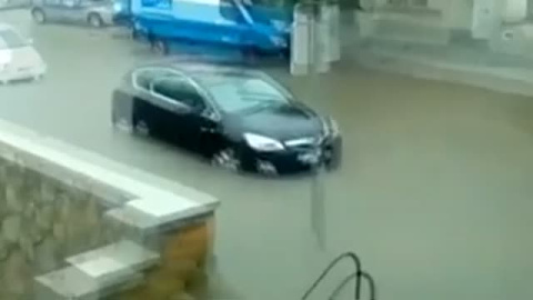 Numerosas incidencias por la tormenta de granizo en Madrid Numerosas incidencias por la tormenta de granizo en Madrid