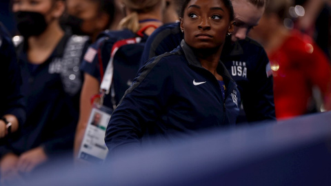 25/07/2021 La gimnasta estadounidense Simone Biles, tras competir en la prueba de barra de equilibrio durante los JJOO. 25/07/2021 La gimnasta estadounidense Simone Biles, tras competir en la prueba de barra de equilibrio durante los JJOO.