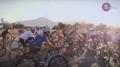 Dori Ruano, la ciclista que rompe barreras pedaleando por la igualdad Dori Ruano, la ciclista que rompe barreras pedaleando por la igualdad