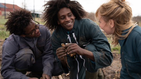 15/06/2022 Una secuencia de la película, con algunos de sus protagonistas. 15/06/2022 Una secuencia de la película, con algunos de sus protagonistas.