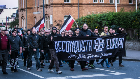 Manifestació neonazi a Jena (Alemanya), el 20 d'abril de 2016, dia de l'aniversari de Hitler. Manifestació neonazi a Jena (Alemanya), el 20 d'abril de 2016, dia de l'aniversari de Hitler.