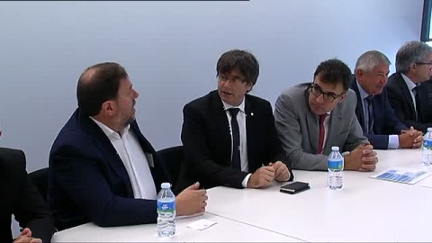 Puigdemont presenta una hacienda catalana "preparada" para la independencia Puigdemont presenta una hacienda catalana "preparada" para la independencia