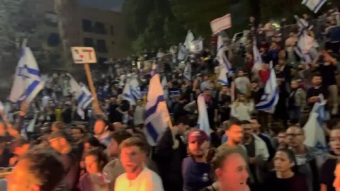 La reforma judicial de Netanyahu deja la coalición de gobierno al borde del precipicio La reforma judicial de Netanyahu deja la coalición de gobierno al borde del precipicio