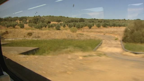 El trayecto Madrid-Badajoz es uno de los más precarios de España El trayecto Madrid-Badajoz es uno de los más precarios de España