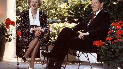 Thatcher y Reagan en una visita de la primera ministra de Reino Unido a EEUU. Thatcher y Reagan en una visita de la primera ministra de Reino Unido a EEUU.