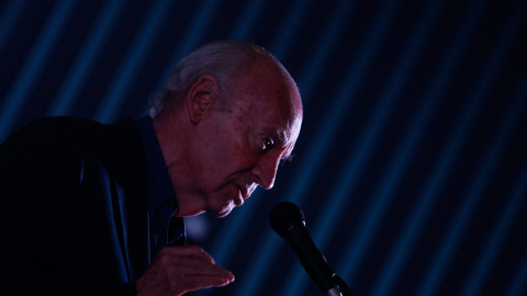El escritor uruguayo Eduardo Galeano, en su intervención en la inauguración de la II Bienal del Libro de Brasilia. EFE El escritor uruguayo Eduardo Galeano, en su intervención en la inauguración de la II Bienal del Libro de Brasilia. EFE