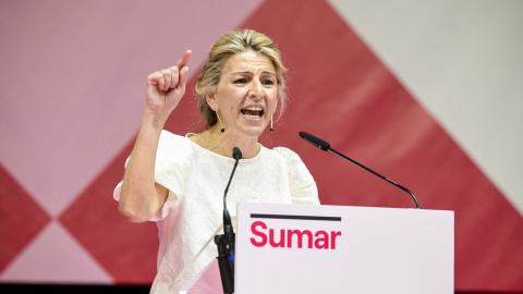 Yolanda Díaz: "Las mujeres no somos de nadie y yo tampoco soy de nadie. Estamos cansadas de tutelas, de ser ninguneadas" Yolanda Díaz: "Las mujeres no somos de nadie y yo tampoco soy de nadie. Estamos cansadas de tutelas, de ser ninguneadas"