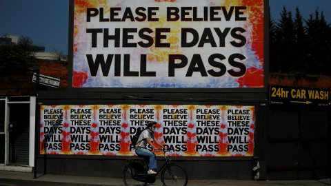 Cartel motivacional en Londres contra la covid-19. Cartel motivacional en Londres contra la covid-19.