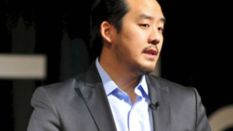 Adrián Hong Chang,líder del asalto.- FINE ACTS Adrián Hong Chang,líder del asalto.- FINE ACTS