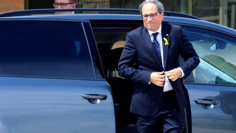 El president de la Generalitat, Quim Torra, a su llegada a la cárcel de Soto del Real donde se entrevistó con los expresidentes de la ANC y Òmnium Jordi Sánchez y Jordi Cuixart, respectivamente. - EFE El president de la Generalitat, Quim Torra, a su llegada a la cárcel de Soto del Real donde se entrevistó con los expresidentes de la ANC y Òmnium Jordi Sánchez y Jordi Cuixart, respectivamente. - EFE