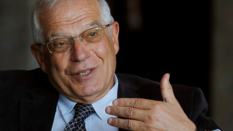 Fotografía de febrero de 2016 del expresidente del Parlamento Europeo y exministro de Obras Públicas, Josep Borrell, que será ministro de Exteriores en el nuevo Gobierno presidido por Pedro Sánchez. EFE/ Ballesteros Fotografía de febrero de 2016 del expresidente del Parlamento Europeo y exministro de Obras Públicas, Josep Borrell, que será ministro de Exteriores en el nuevo Gobierno presidido por Pedro Sánchez. EFE/ Ballesteros