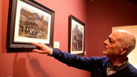 Elies Gastón, president del Centre Picasso d'Horta, assenyala una de les reproduccions Elies Gastón, president del Centre Picasso d'Horta, assenyala una de les reproduccions