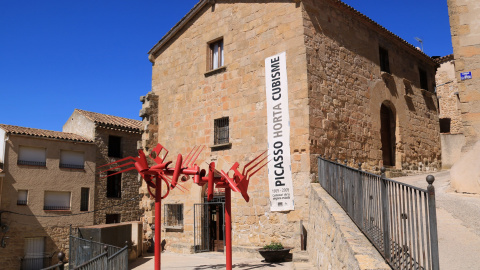 L'exterior del Centre Picasso a Horta L'exterior del Centre Picasso a Horta