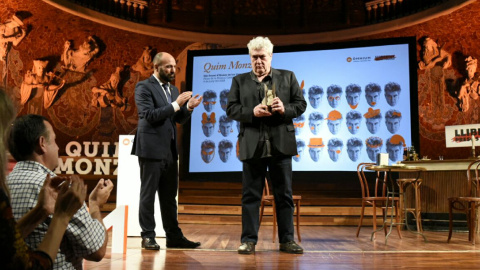 El portaveu d'Òmnium Cultural, Marcel Mauri i l'escriptor Quim Monzó, en l'acte d'entrega de la 50a edició del Premi d'Honor de les Lletres Catalanes, aquest dilluns 4 de juny. / Òmnium Cultural. El portaveu d'Òmnium Cultural, Marcel Mauri i l'escriptor Quim Monzó, en l'acte d'entrega de la 50a edició del Premi d'Honor de les Lletres Catalanes, aquest dilluns 4 de juny. / Òmnium Cultural.