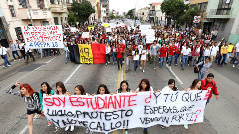 Protestas en Ayotzinapa - Ulises Ruiz Basurto/EFE Protestas en Ayotzinapa - Ulises Ruiz Basurto/EFE