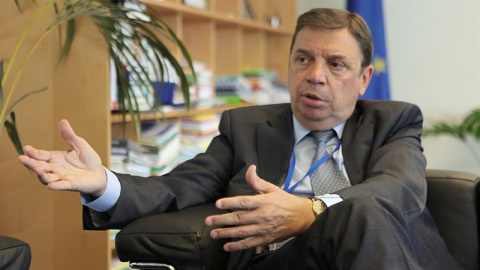 Fotografía de archivo tomada el 23/05/2018 del secretario general del Comité Económico y Social Europeo (CESE), Luis Planas, que será el nuevo ministro de Agricultura. /EFE Fotografía de archivo tomada el 23/05/2018 del secretario general del Comité Económico y Social Europeo (CESE), Luis Planas, que será el nuevo ministro de Agricultura. /EFE