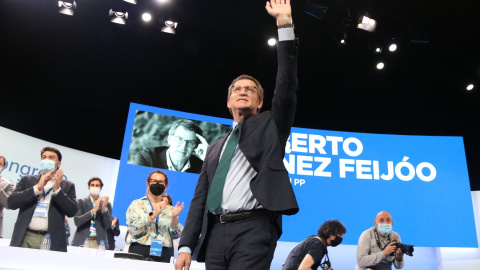 Alberto Núñez Feijóo just després de ser proclamat al congrés extraordinari del PP a Sevilla. Alberto Núñez Feijóo just després de ser proclamat al congrés extraordinari del PP a Sevilla.