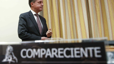 El director general de la Agencia Tributaria, Santiago Menéndez, antes de su comparencia en el Congreso para informar sobre la lucha contra el fraude fiscal. EFE/Juan Carlos Hidalgo El director general de la Agencia Tributaria, Santiago Menéndez, antes de su comparencia en el Congreso para informar sobre la lucha contra el fraude fiscal. EFE/Juan Carlos Hidalgo