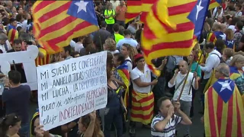 El primer dÃa del nuevo Ejecutivo marca como prioridad el acercamiento con el Gobierno catalán El primer dÃa del nuevo Ejecutivo marca como prioridad el acercamiento con el Gobierno catalán
