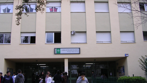 El IES Profesor Pablo del Saz a la hora del recreo – IES PPS El IES Profesor Pablo del Saz a la hora del recreo – IES PPS