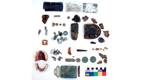 Objetos encontrados tras la exhumación de una fosa en Castuera.- Cedida por Alfredo González-Ruibal Objetos encontrados tras la exhumación de una fosa en Castuera.- Cedida por Alfredo González-Ruibal