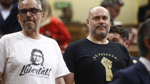 El diputado de ERC Joan Margall ha acudido a la sesión con una camiseta en la que puede leerse: "Libertad, presos políticos". - EUROPA PRESS El diputado de ERC Joan Margall ha acudido a la sesión con una camiseta en la que puede leerse: "Libertad, presos políticos". - EUROPA PRESS