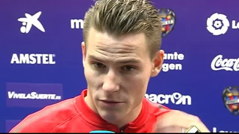 Gameiro: "Hay una buena conexión con Griezmann" Gameiro: "Hay una buena conexión con Griezmann"