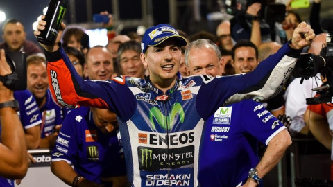 El piloto español Jorge Lorenzo se impone en MotoGP en la primera carrera de la temporada. EFE El piloto español Jorge Lorenzo se impone en MotoGP en la primera carrera de la temporada. EFE