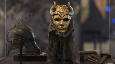 Otra de las máscaras expuestas en la muestra de 'Juego de Tronos'. CANAL +