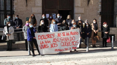 Acto en memoria de la mujer asesinada en Villarrubia Acto en memoria de la mujer asesinada en Villarrubia