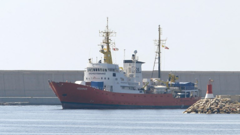 El Aquarius llega al puerto de Valencia. - AFP El Aquarius llega al puerto de Valencia. - AFP