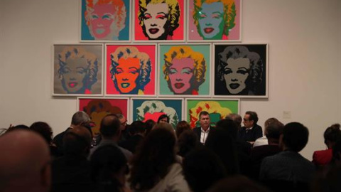 Vista de una de las salas de la exposición "Warhol. El arte mecánico" en el Caixafórum de Barcelona, que recorre la trayectoria del artista estadounidense a través de 350 obras. EFE/Toni Albir Vista de una de las salas de la exposición "Warhol. El arte mecánico" en el Caixafórum de Barcelona, que recorre la trayectoria del artista estadounidense a través de 350 obras. EFE/Toni Albir