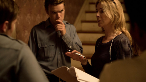 Kathryn Bigelow durante el rodaje de la película 'Detroit'. Kathryn Bigelow durante el rodaje de la película 'Detroit'.