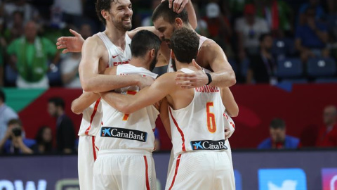 España gana la medalla de bronce en el último Eurobasket de Navarro. EFE/EPA/Tolga Bozoglu España gana la medalla de bronce en el último Eurobasket de Navarro. EFE/EPA/Tolga Bozoglu