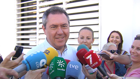 Alcalde de Sevilla pide que "nadie se quede en casa" Alcalde de Sevilla pide que "nadie se quede en casa"