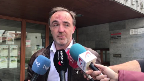 Esparza (Navarra Suma) dice que es "importante" ir a votar y que se haga con "responsabilidad" Esparza (Navarra Suma) dice que es "importante" ir a votar y que se haga con "responsabilidad"