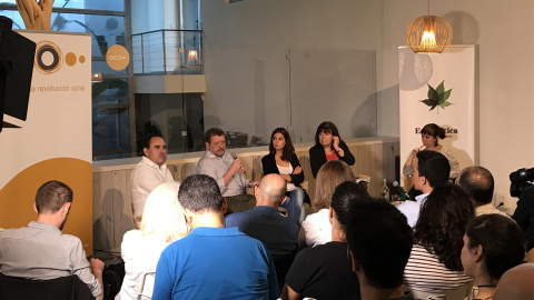 Mesa redonda sobre la 'Cuarta Revolución Industrial desde una mirada ecosocial'. / J.G. Mesa redonda sobre la 'Cuarta Revolución Industrial desde una mirada ecosocial'. / J.G.