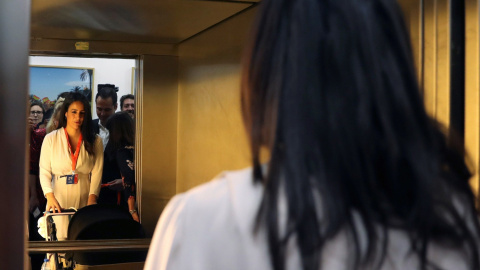 La candidata de Ciudadanos a la Alcaldía de Madrid, Begoña Villacís, a su llegada a la sede nacional del partido desde donde seguirá los resultados electorales de los comicios europeos, municipales y autonómicos | EFE/ Kiko Huesca