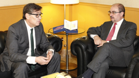 El presidente del Gobierno de Aragón y candidato del PSOE a la reelección, Javier Lambán, y el líder del Par, Arturo Aliaga, en una entrevista en el Pignatelli. GOBIERNO DE ARAGÓN El presidente del Gobierno de Aragón y candidato del PSOE a la reelección, Javier Lambán, y el líder del Par, Arturo Aliaga, en una entrevista en el Pignatelli. GOBIERNO DE ARAGÓN