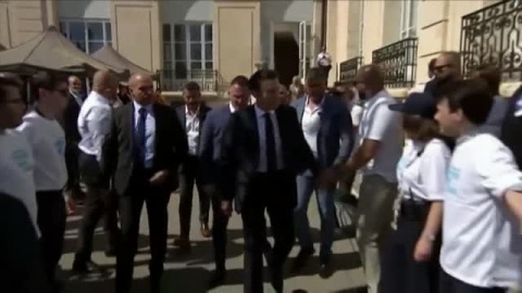 Tensión en la última semana de campaña electoral en Francia Tensión en la última semana de campaña electoral en Francia