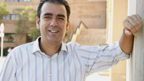 José Manuel López Nicolás es profesor de Bioquímica y Biología Molecular en la Universidad de Murcia. José Manuel López Nicolás es profesor de Bioquímica y Biología Molecular en la Universidad de Murcia.