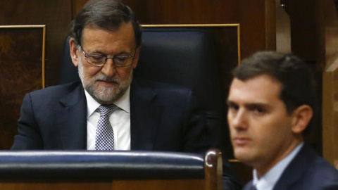 Albert Rivera y Mariano Rajoy, en el Congreso. Archivo EFE Albert Rivera y Mariano Rajoy, en el Congreso. Archivo EFE