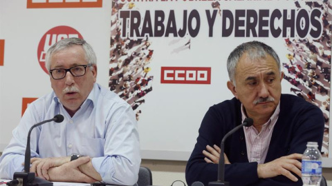 Los secretarios generales de CCOO y UGT, Ignacio Fernández Toxo (i) y Pepe Àlvarez, respectivamente, han presentado esta mañana en rueda de prensa el Manifiesto del 1º de Mayo. EFE/Paco Campos Los secretarios generales de CCOO y UGT, Ignacio Fernández Toxo (i) y Pepe Àlvarez, respectivamente, han presentado esta mañana en rueda de prensa el Manifiesto del 1º de Mayo. EFE/Paco Campos