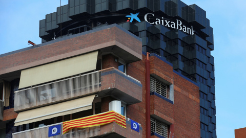 La sede de Caixabank en Barcelona. REUTERS/Albert Gea La sede de Caixabank en Barcelona. REUTERS/Albert Gea