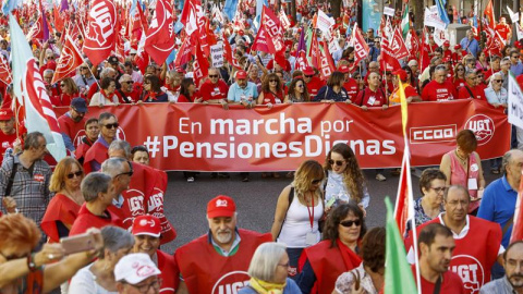 Cientos de personas se congregan en Madrid Cientos de personas se congregan en Madrid