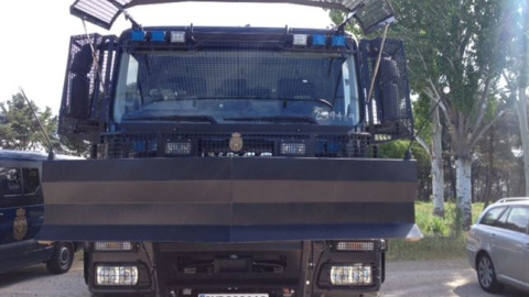 Camión lanza agua de la Policía Nacional./ EUROPA PRESS Camión lanza agua de la Policía Nacional./ EUROPA PRESS