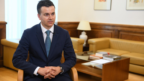 Gómez, en su despacho del Congreso, durante la entrevista con Público. Gómez, en su despacho del Congreso, durante la entrevista con Público.