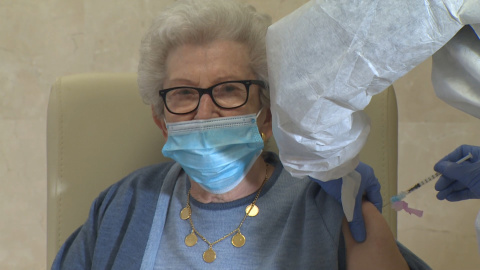 Usuarios de residencia de Mérida reciben segunda dosis de la vacuna Usuarios de residencia de Mérida reciben segunda dosis de la vacuna