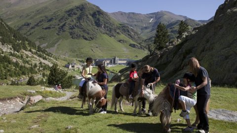 A la Vall de Núria s'hi poden fer diverses activitats A la Vall de Núria s'hi poden fer diverses activitats